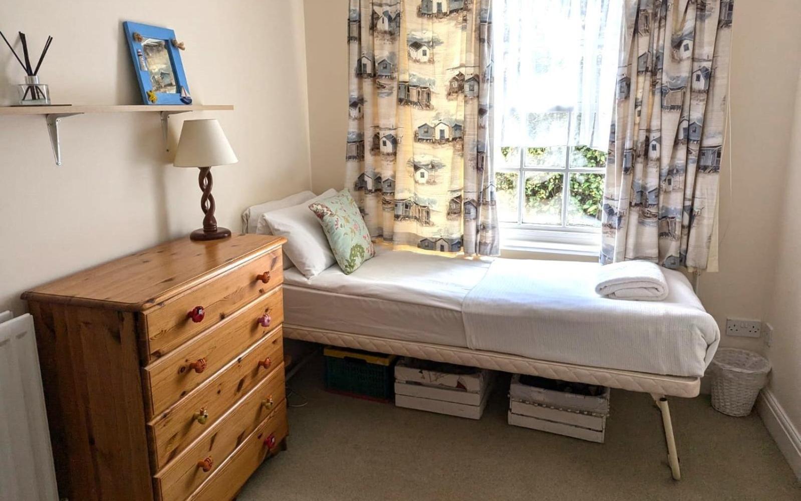 Georgian 2 Bedroom Apartment In Chichester With Free Parking - Chichester Holiday Properties Luaran gambar