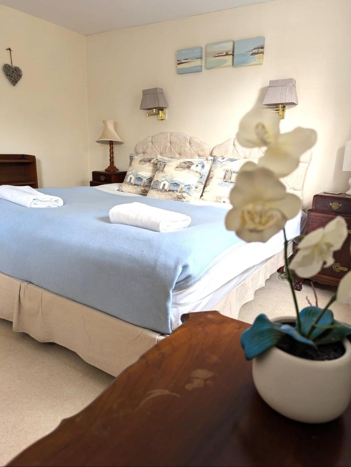 Georgian 2 Bedroom Apartment In Chichester With Free Parking - Chichester Holiday Properties Luaran gambar